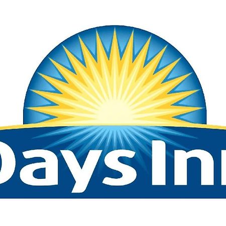 Days Inn By Wyndham Brooklyn Eastern Parkway 뉴욕 외부 사진