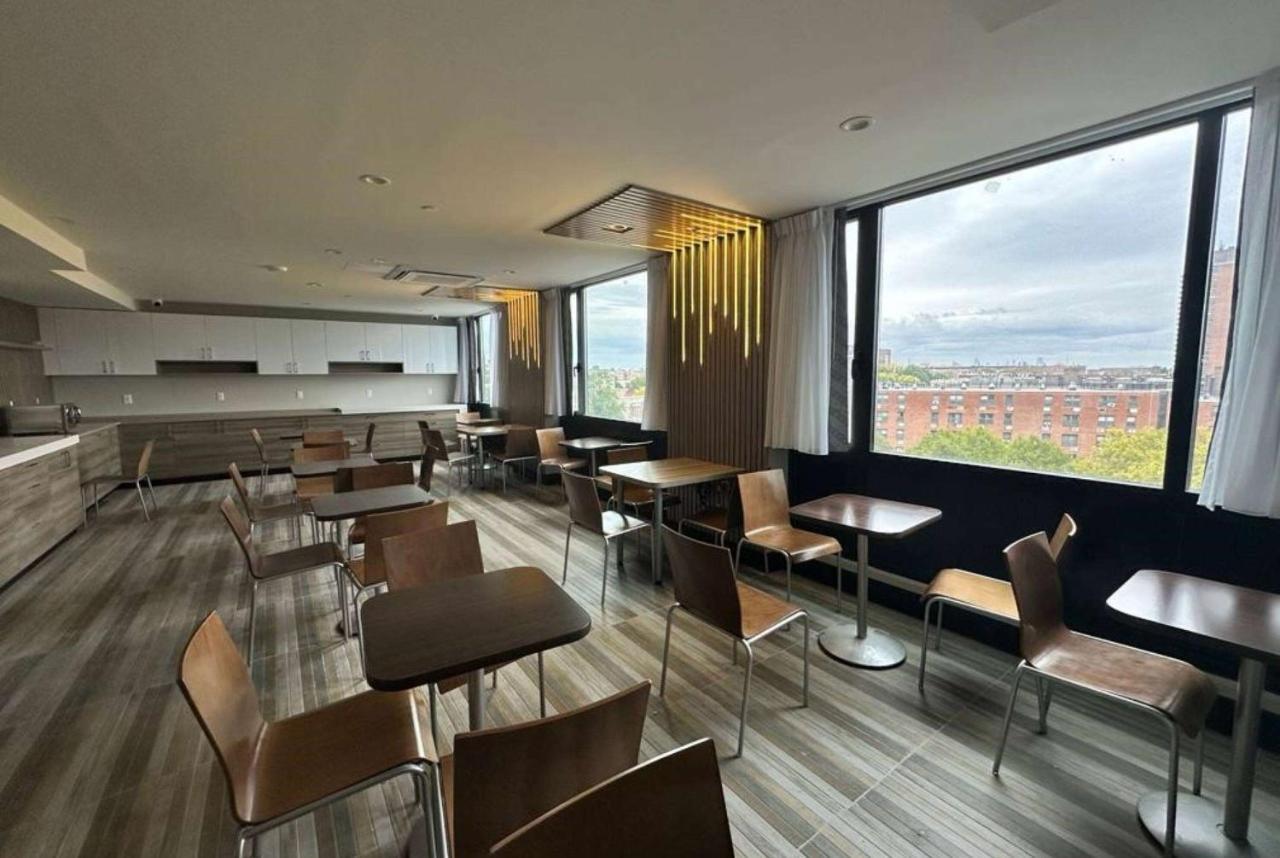 Days Inn By Wyndham Brooklyn Eastern Parkway 뉴욕 외부 사진
